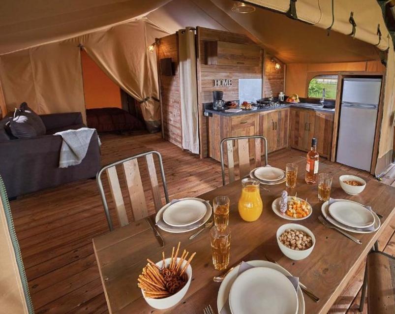 Camping Du Garlaban Aubagne Kültér fotó